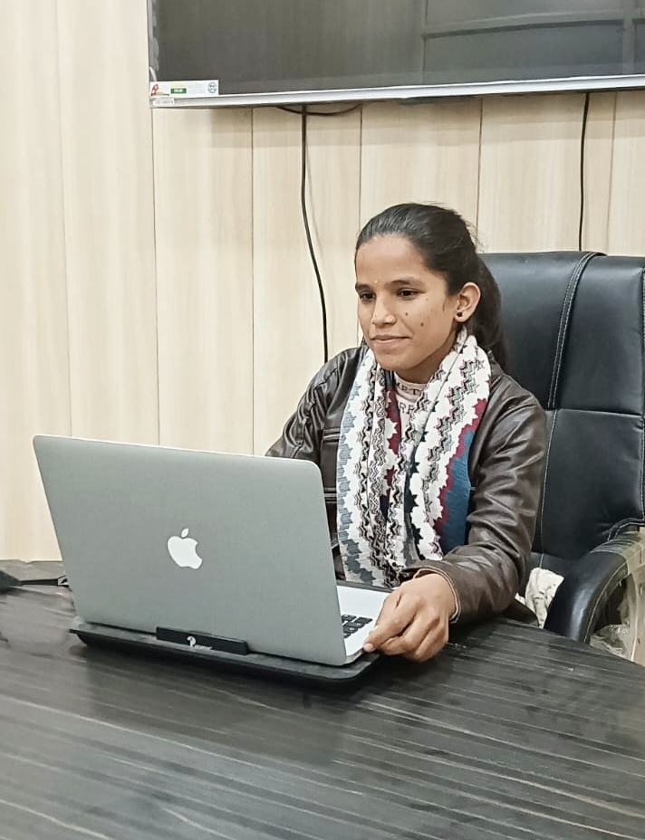 Priya Tripathi — Amazon & Etsy Expert